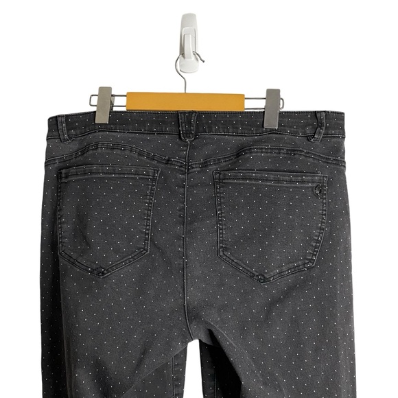 Democracy Women's Black Polka Dot Crop Denim Jeans - Picture 8 of 9